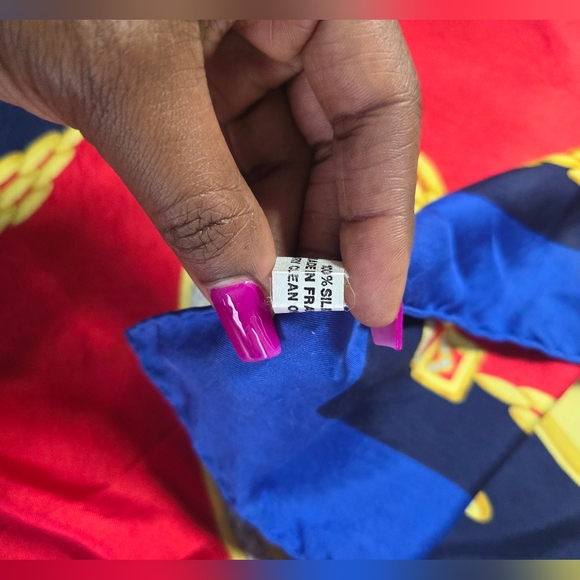 Cartier Scarf - Picture 3 of 4